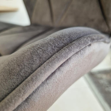 Quatropi Grey Velvet Swatch For The YB-868B Harper Stool
