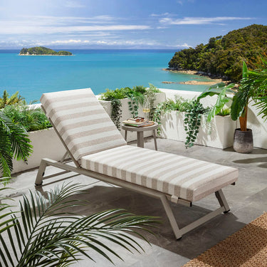 Quatropi Modern Outdoor Garden Lounger Cushioned Sun Lounger Beige Aluminium