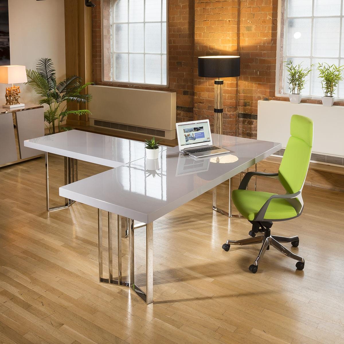 Quatropi Set of 2 designer Linea desks 2200mm and 1400mm Grey gloss and stainless.