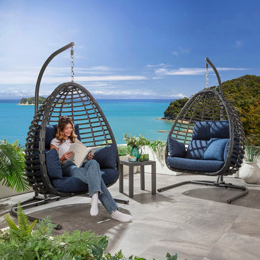 Quatropi Set of 2 Modern Outdoor Hanging Egg Chairs Garden Swing Chairs Blue Black