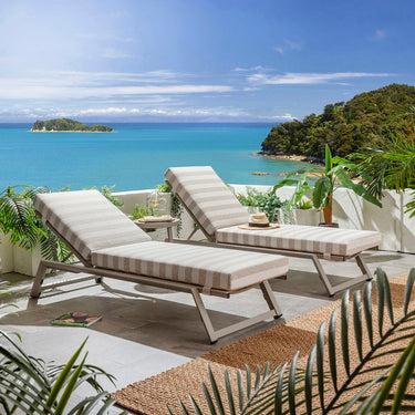 Quatropi Set of 2 Outdoor Garden Loungers Cushioned Sun Loungers Beige Aluminium