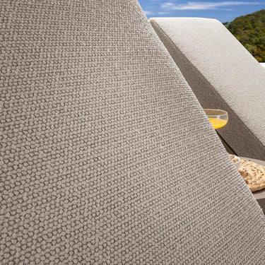 Quatropi Set of 2 Outdoor Garden Loungers Cushioned Sun Loungers Cream Aluminium