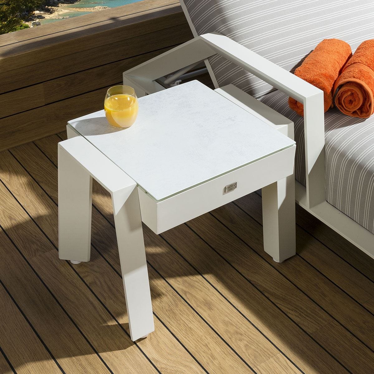 Quatropi Outdoor Side End Table in White Alum with Ceramic Top Garden Luxury
