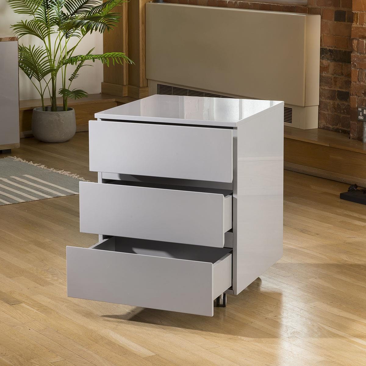 Quatropi 2 Desk arrangement in a grey gloss and stainless finish with chest of drawers