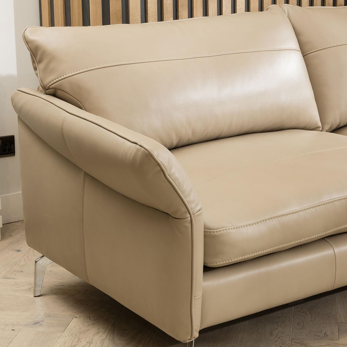 Quatropi 2 Seater Ultra-Modern Luxury Leather Sofa - Real Leather Options - 165cm