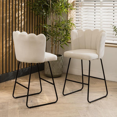 Quatropi 4 Lisa Counter Height Bar Stools Cream