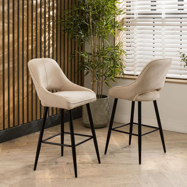 Quatropi 4 Remi Counter Height Bar Stools Cream