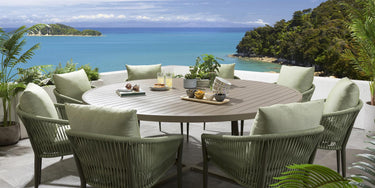 Quatropi 8 Seater Round Garden Dining Set Outdoor Table & Chairs Green Aluminium