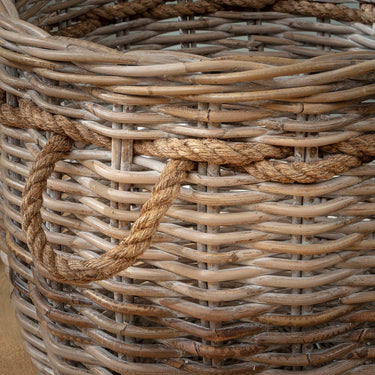 Quatropi Cotswold Set of 3 Round Grey Wicker Baskets with Rope Handles