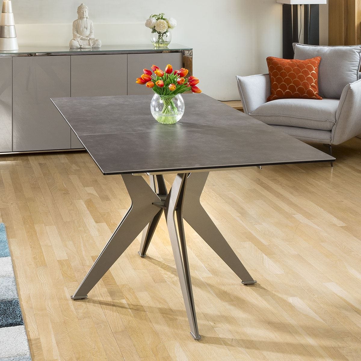 Quatropi Extending Dining Table Charcaol Grey Ceramic + 4 x Grey Carver Chairs
