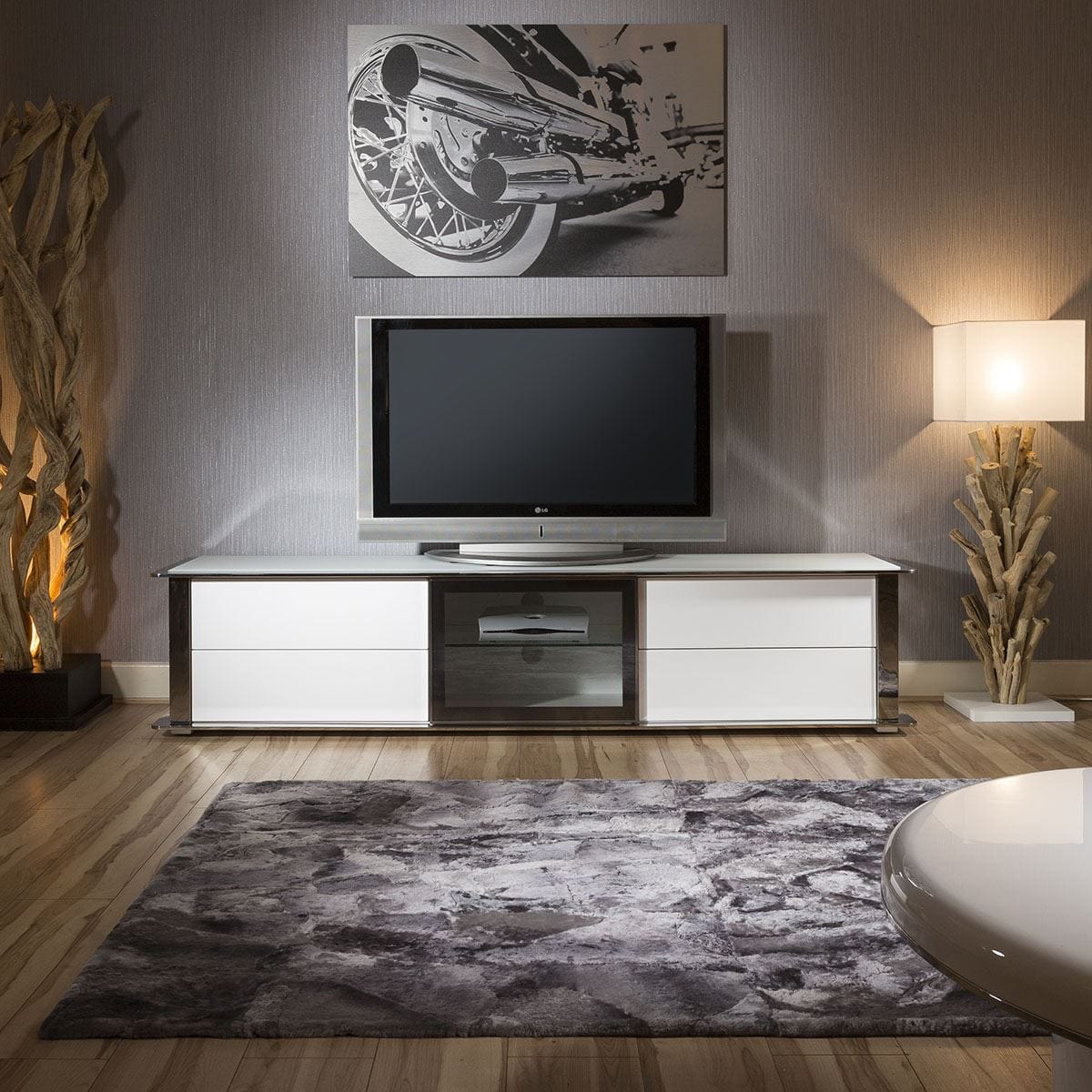 Quatropi Large TV Cabinet Stand White Gloss and Chrome Modern Quatropi 233 New