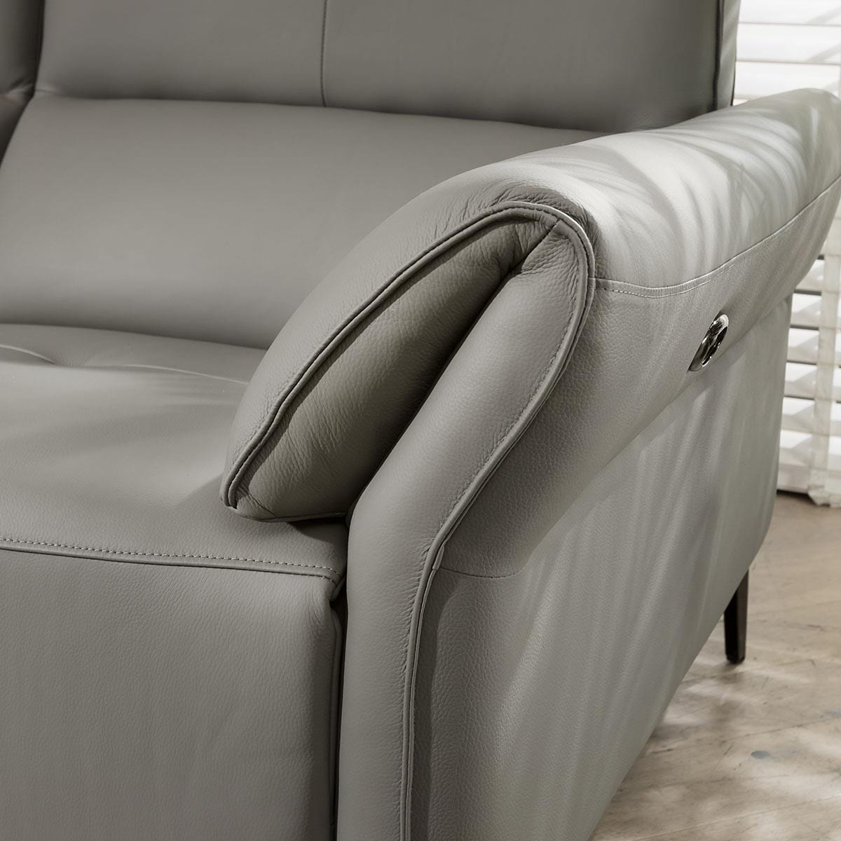 Quatropi Louie Recliner 2 Seater Leather Sofa Grey