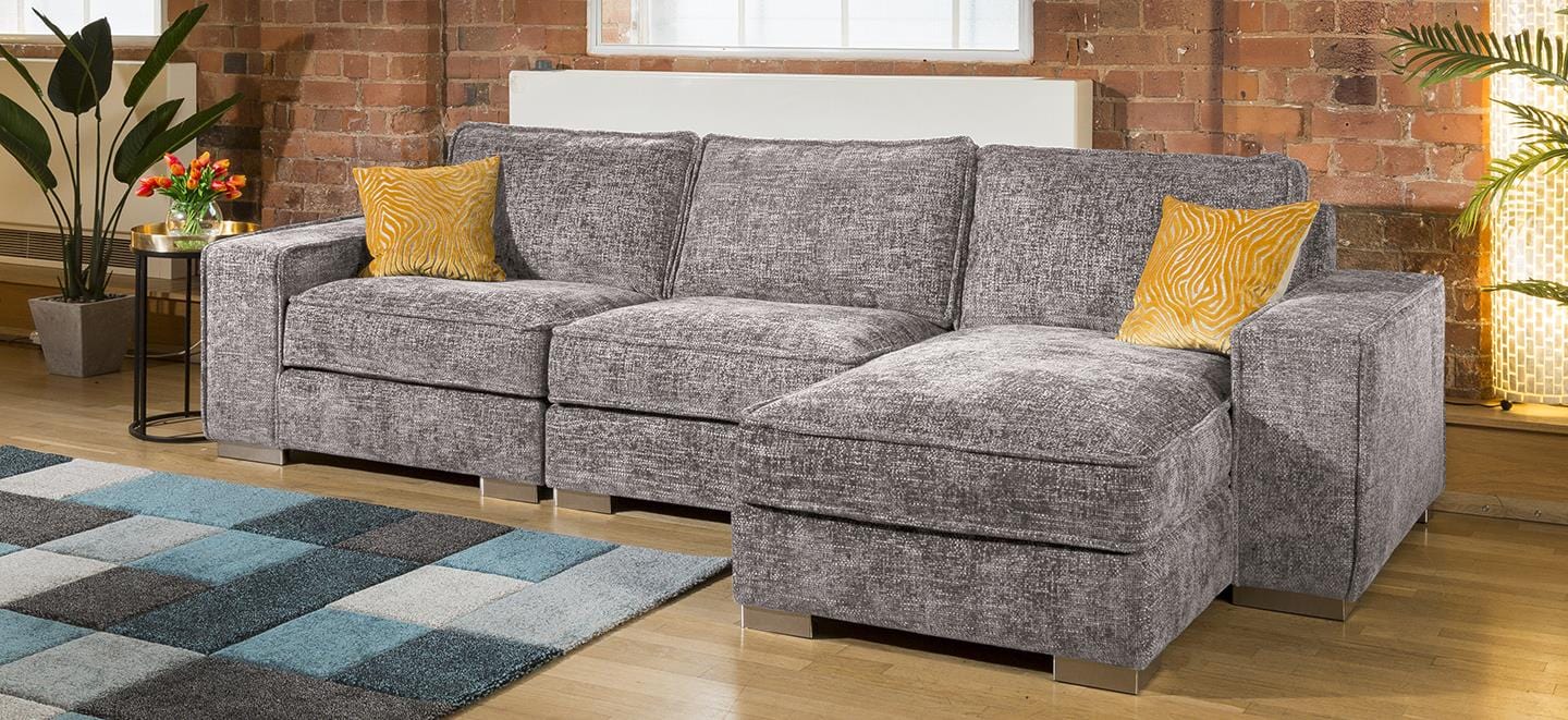 Quatropi Luxury Large Modern Comfy 3 Seater & Chaise Many Colours & Fabrics 1R