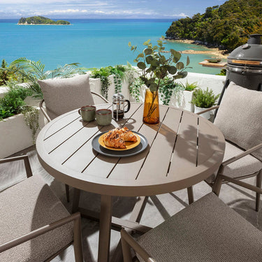 Quatropi Mia & Sun 4 Seater Round Outdoor Garden Dining Set Cream & Beige Aluminium
