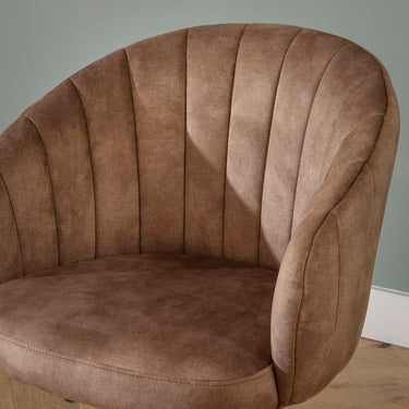 Quatropi Modern Kitchen Swivel Dining Chair with Arms Brown Velvet