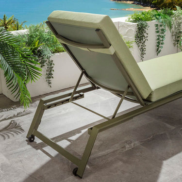 Quatropi Modern Outdoor Garden Lounger Cushioned Sun Lounger Green Aluminium