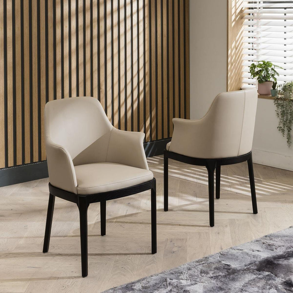 Natural Round Wooden Dining Table And 6 Beige Leather Modern Chair Set ...