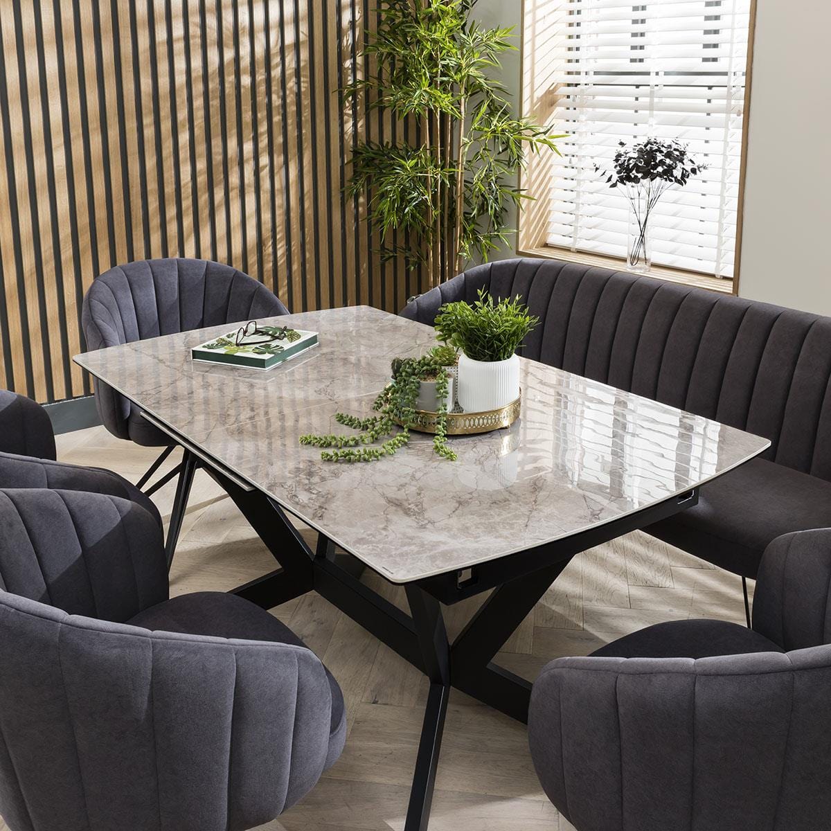 Quatropi Premium Bench Dining Set - 6 Seater - Extendable Grey Ceramic Dining Table