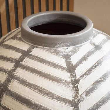 Quatropi Quatropi 132XL Extra Large White Zebra Vase 1000 High