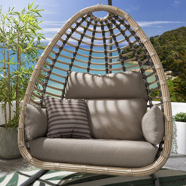 Quatropi Quatropi Outdoor Garden Luxury Hanging Egg Chair Brown Bamboo Rattan