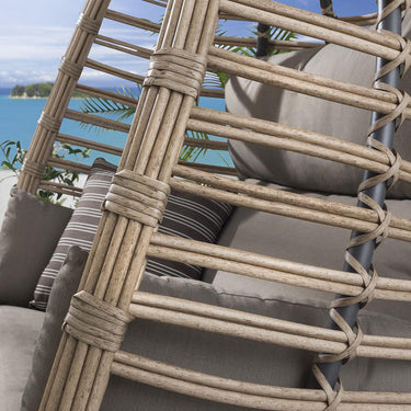 Quatropi Quatropi Outdoor Garden Luxury Hanging Egg Chair Brown Bamboo Rattan