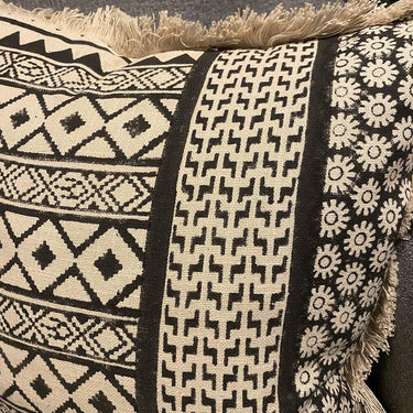 Quatropi Quatropi Scatter Cushion Mono Tribal 45x45cm Black & Natural