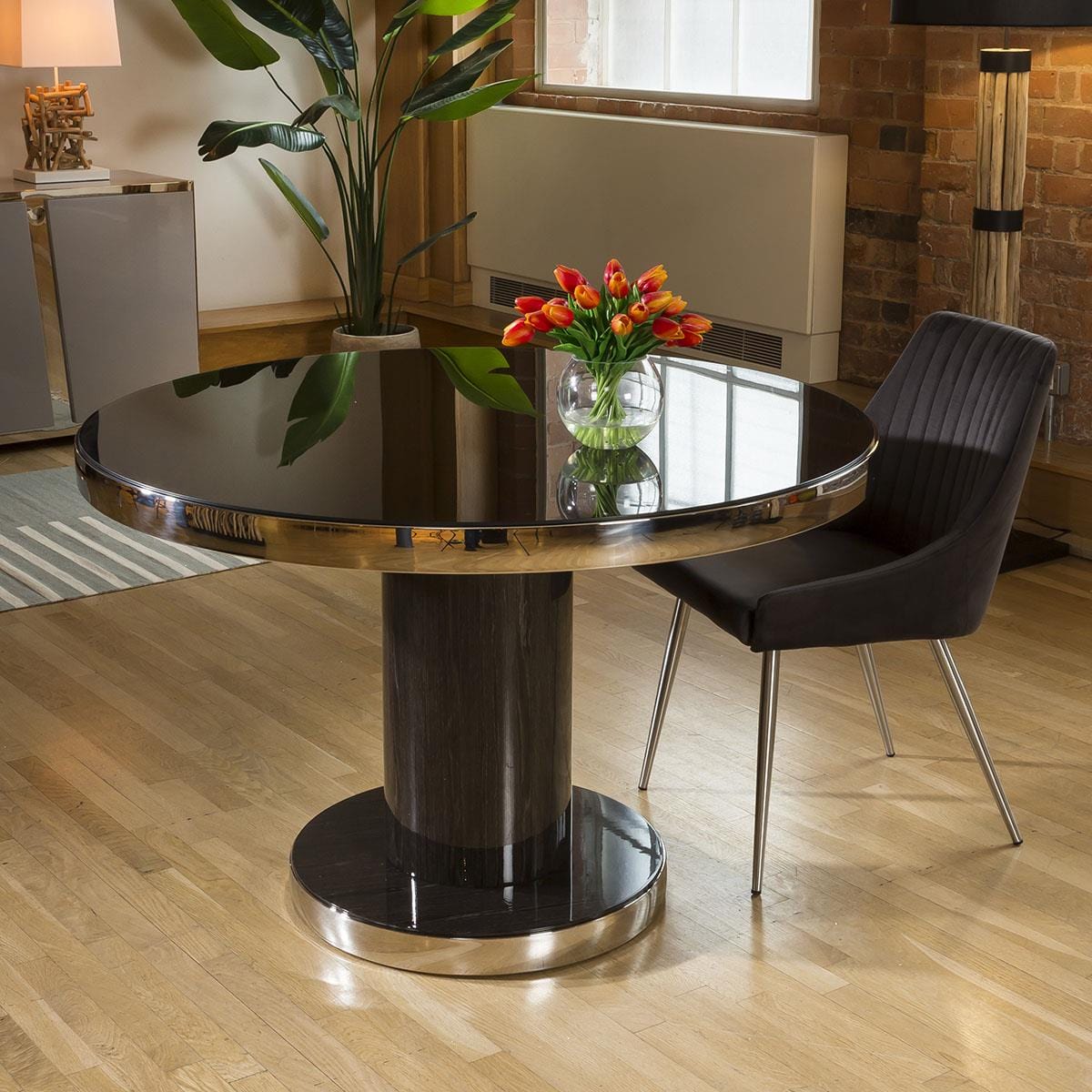 Quatropi Round 1200mm Dining Table Smoked Oak Base Glass Top & Polished Steel