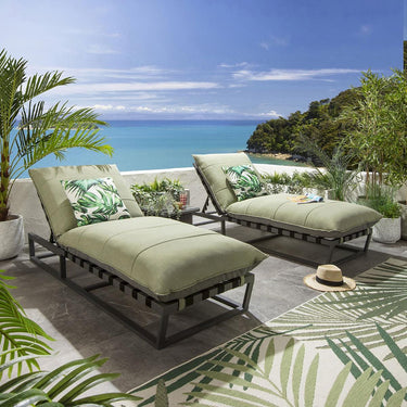 Quatropi Set of 2 Garden Cushioned Sun Loungers Premium Outdoor Patio Green