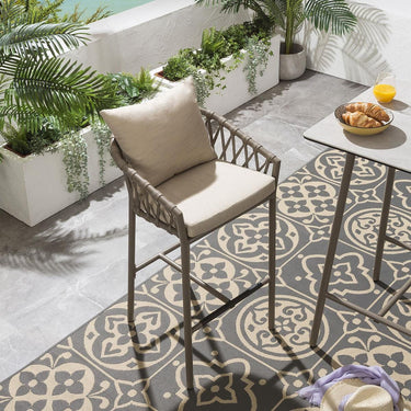 Quatropi Set of 2 Outdoor Garden Bar Stools With Backs Cushioned Aluminium Beige