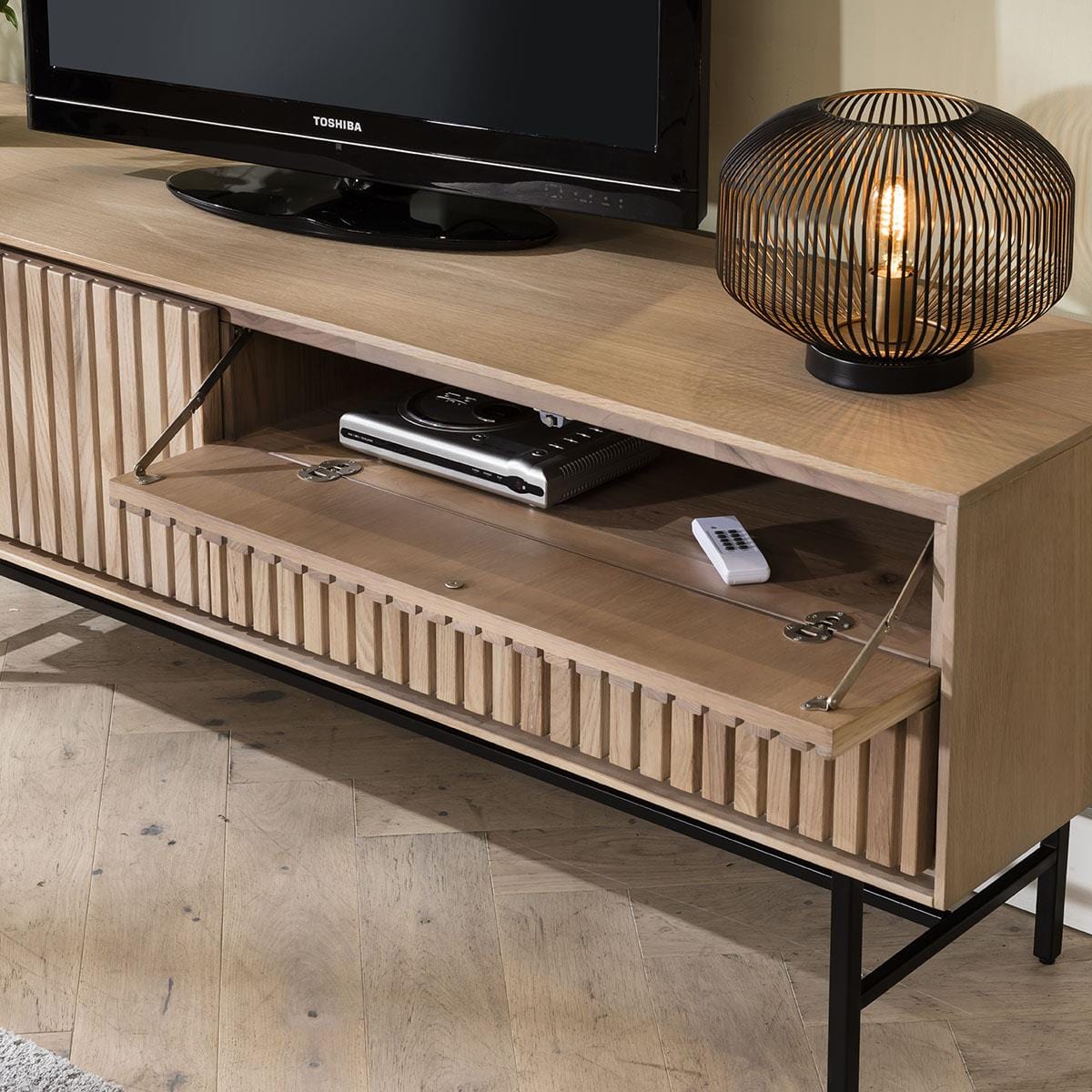 Modern Wooden TV Stand / Cabinet TV0471603