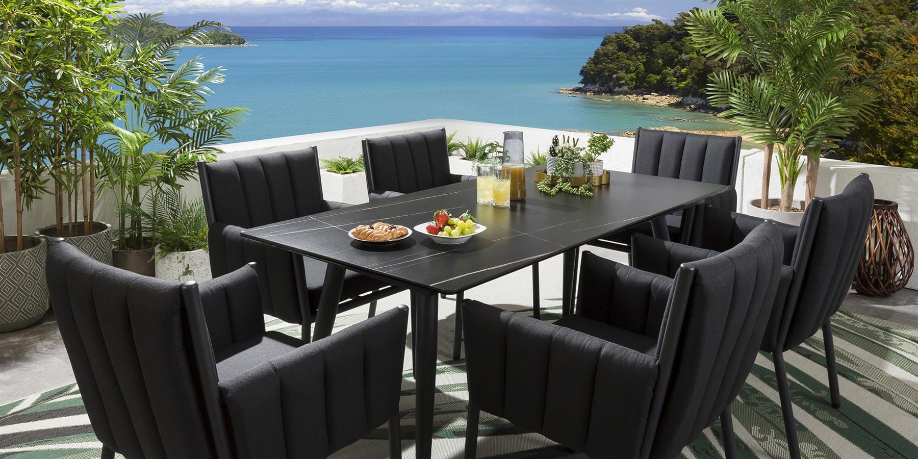 Quatropi Cannes 6 Seater Dining Set - Ceramic Black