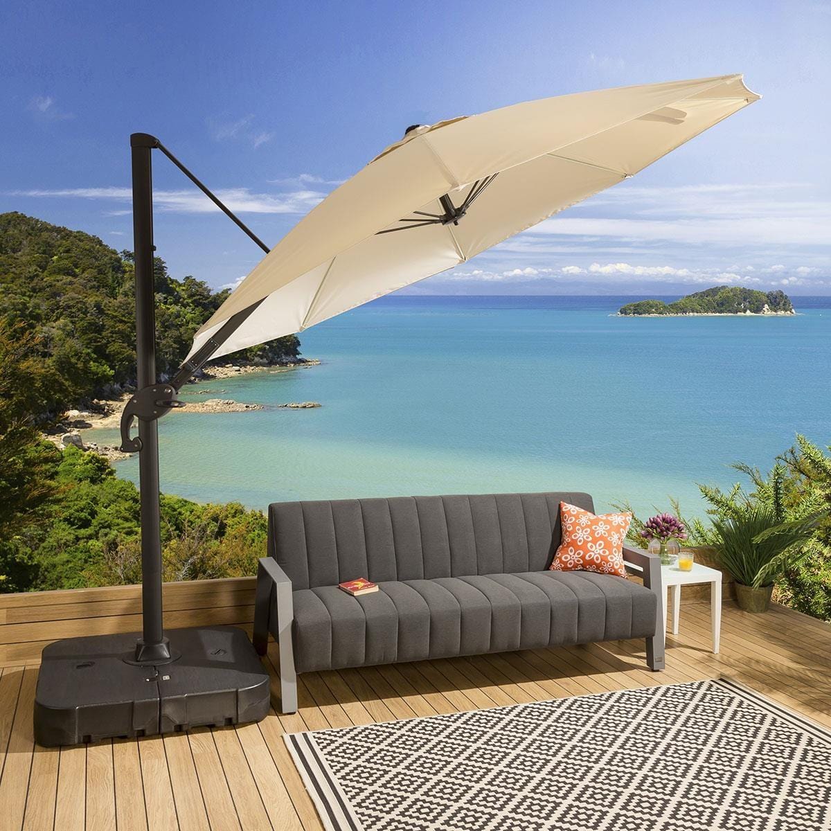 Quatropi Cream Cantilever Garden Parasol 300cm - Tilt/Swivel Unbrella & Weighted Base