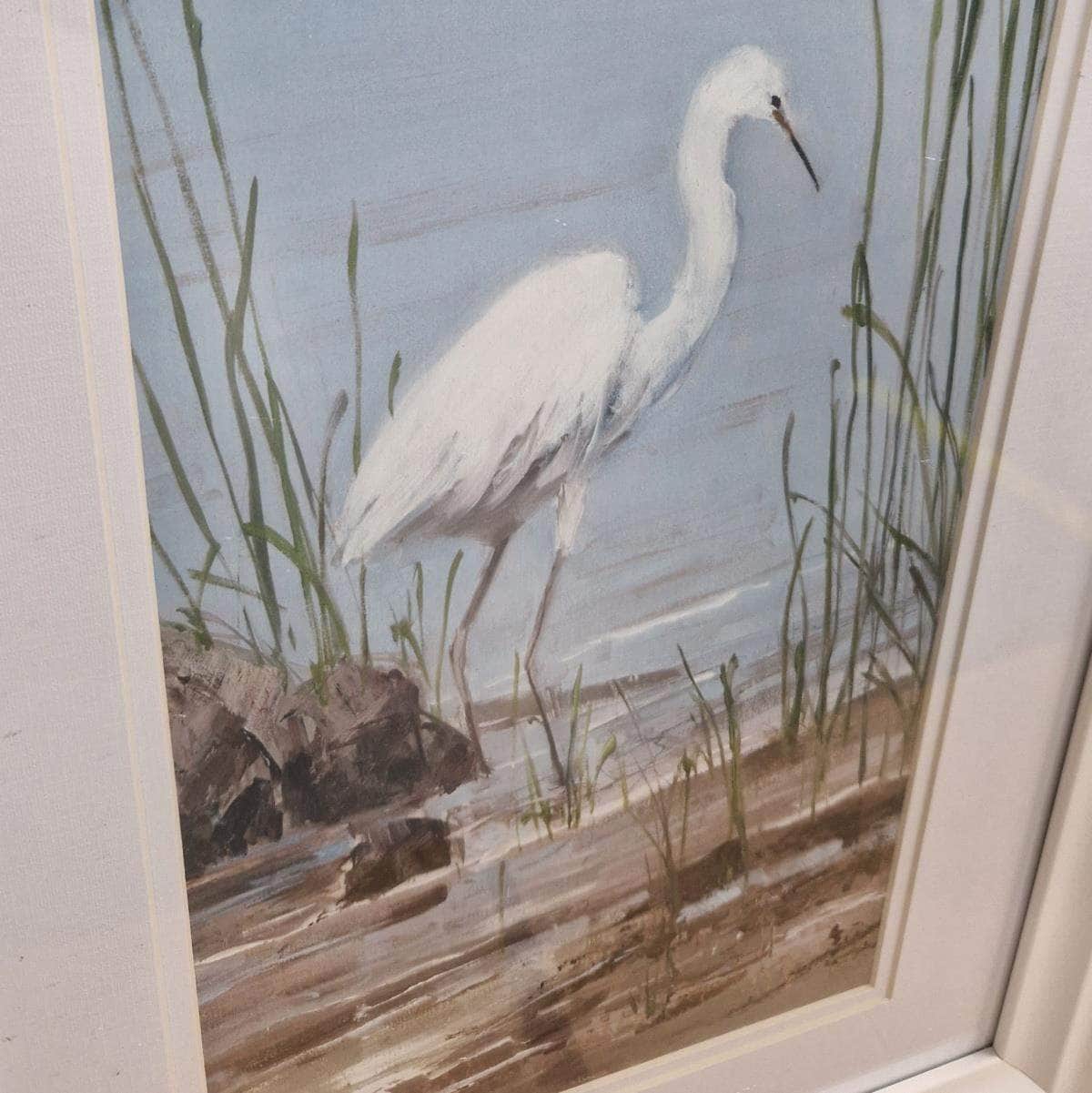 Quatropi Stunning Framed Print of a Heron I 690 x 385mm